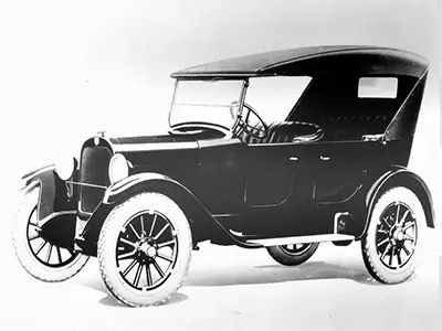 1921 Dodge touring car, third best-selling in America.